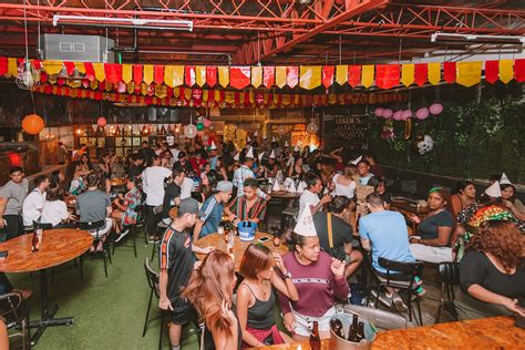 MAD MONKEY CEBU CITY .